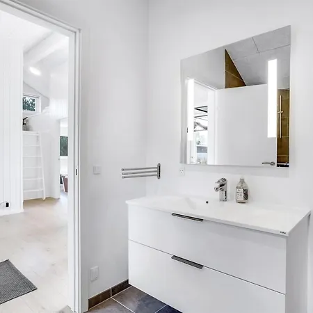 Σπίτι διακοπών Jale - 900m From The Sea By Interhome